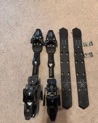 Attacchi Sci Head ST16 +Piastre originali con viti