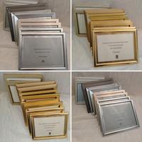 STAMPE MODERNE INCORNICIATE 