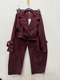 Completo giacca corta con cintura e pantalone
