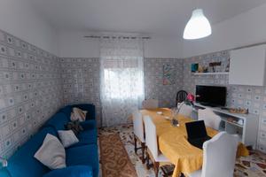Luminoso Trilocale con Ampio Terrazzo