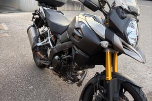 Moto Suzuki V Strom 1000