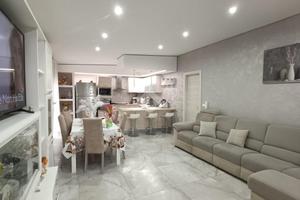 4 LOCALI A CORIGLIANO-ROSSANO