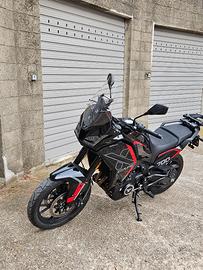 MORINI X CAPE 700