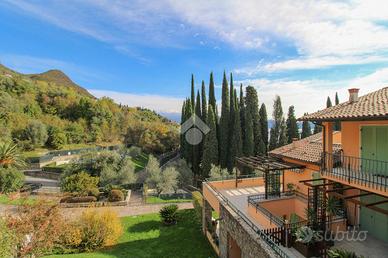 2 LOCALI A GARDONE RIVIERA