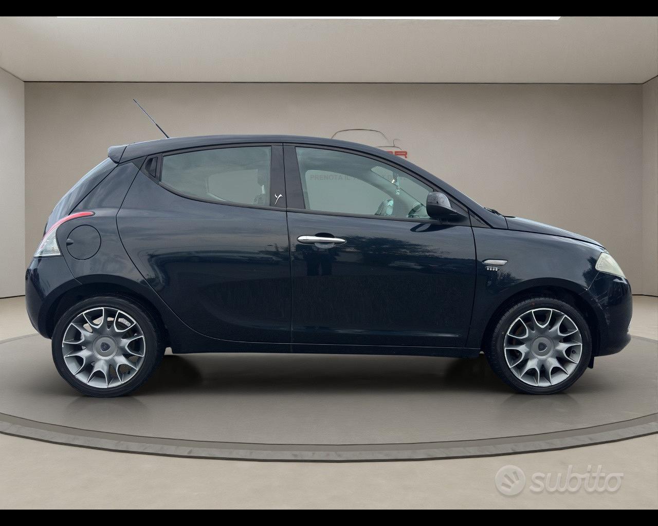 Lancia Ypsilon 2012 photo 3