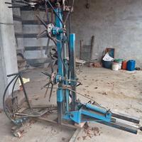 Attrezzi agricoli vari per campo e vigna