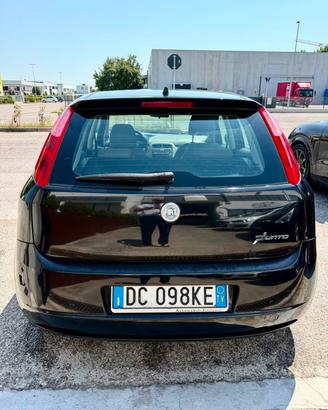 FIAT GRANDE PUNTO 1.2 BENZ - 5 PORTE-NEOPATENTATI