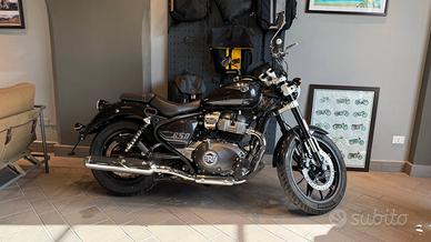 Royal Enfield Super Meteor 650 Astral