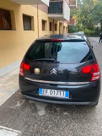 vendere la macchina.