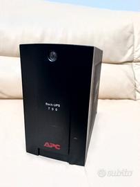 Gruppo di continuità APC Back-UPS 700