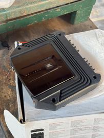 Amplificatore auto JBL