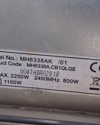 Microonde con Grill LG MH6338AK - PARI AL