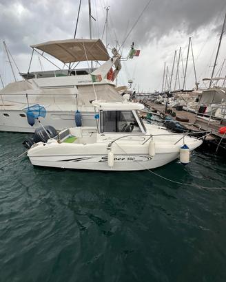 Saver 590 Cabin Fisher