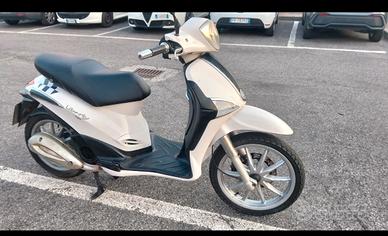 Scooter Liberty 125