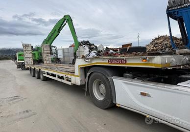 Semirimorchio carrellone con rampe allungabile