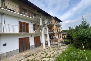 CASA SEMINDIPENDENTE A COAZZE