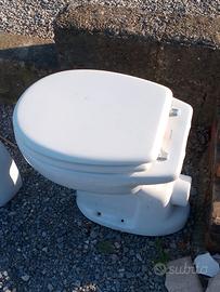 Sanitari nuovi mai usati