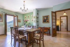 Rustico / Casale di 98 m² con 4 locali e box auto 