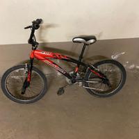 BICICLETTA BMX