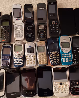 Collezione Telefoni Vintage 1990 Leggere