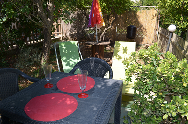 Monolocale nel verde in villa a Mondello