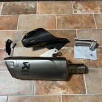 Akrapovic Yamaha R1