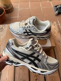 Asics gel kayano 14 nero/crema