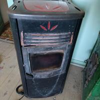 Stufa pellet 8 kw marca Nordica Extraflame