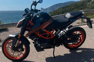Ktm Duke 125 di novembre 2023