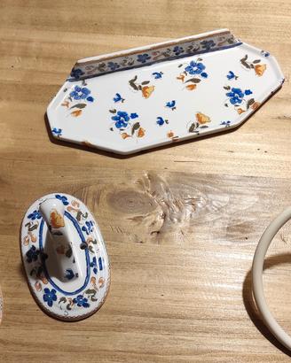 Accessori bagno in porcellana