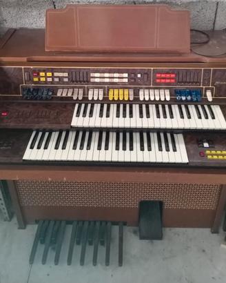 Organo elettrico farfisa