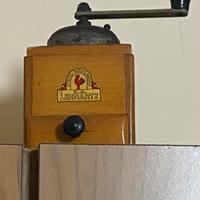 Vecchio anni 30/40 macinino caffe