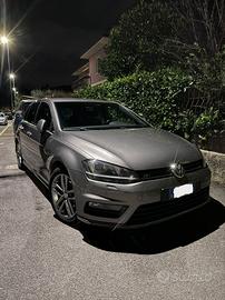 VOLKSWAGEN Golf 7ª serie - 2015