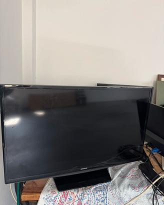 TV Samsung 32” LED