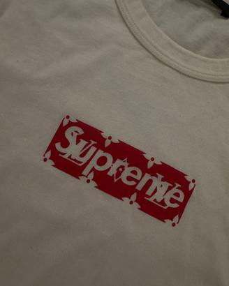 T-shirt supreme x LOUIS VUITTON EDIZIONE LIMITATA