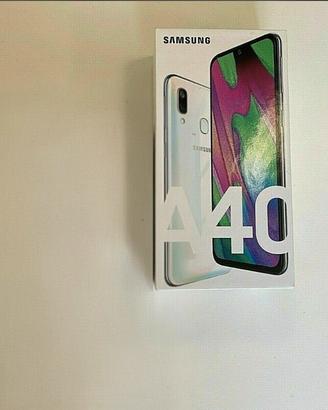 Samsung Galaxy A40 bianco 