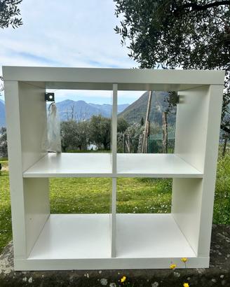 Scaffale 4 scomparti