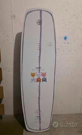 Tavola wakeboard + scarponi slingshot