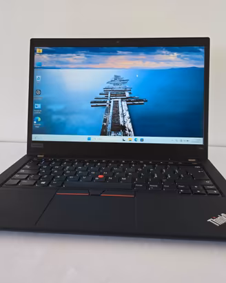 Lenovo ThinkPad t495..AMD Ryzen 5 Pro..RAM 16..SSD