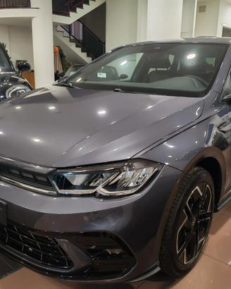 Volkswagen Polo 1.0 TSI R-Line