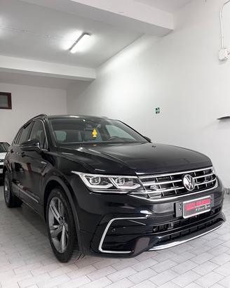 Volkswagen Tiguan 2.0 TDI 150 CV SCR DSG R-Line