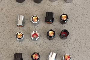 Cappelletti cappucci tappi valvole stemma PORSCHE