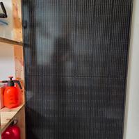 Pannello fotovoltaico JA Solar con inverter