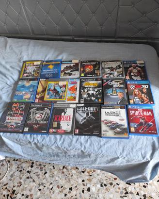 PS4 Pro 1TB + 2 Pad + 18 Giochi PS4/PS2
