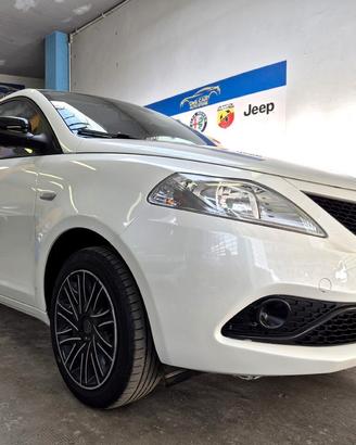 Lancia Ypsilon 1.2 GPL Gold