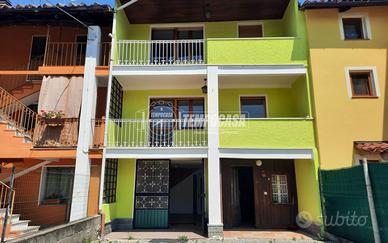 Casa indipendente a Borgofranco d'Ivrea 5 locali