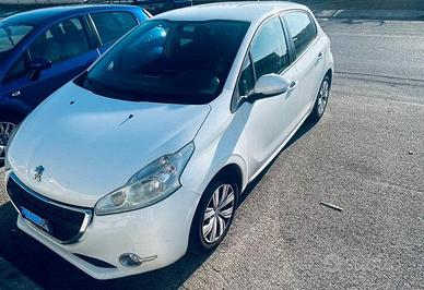 Peugeot 208 - 5 porte