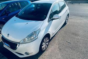 Peugeot 208 - 5 porte