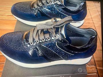 Scarpe sneackers blu