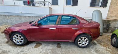 Alfa Romeo 159 1.9 JTD - RICAMBI 